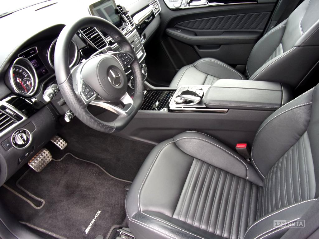 Mercedes-Benz GLS, 2016 - pohled č. 6
