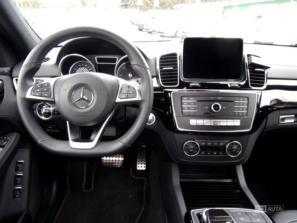 Mercedes-Benz GLS, 2016 - pohled č. 8