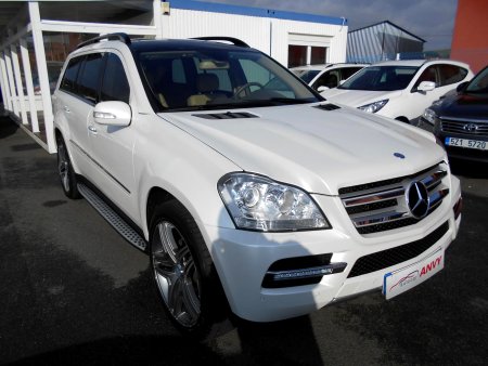 Mercedes-Benz GL, 2007 - pohled č. 2