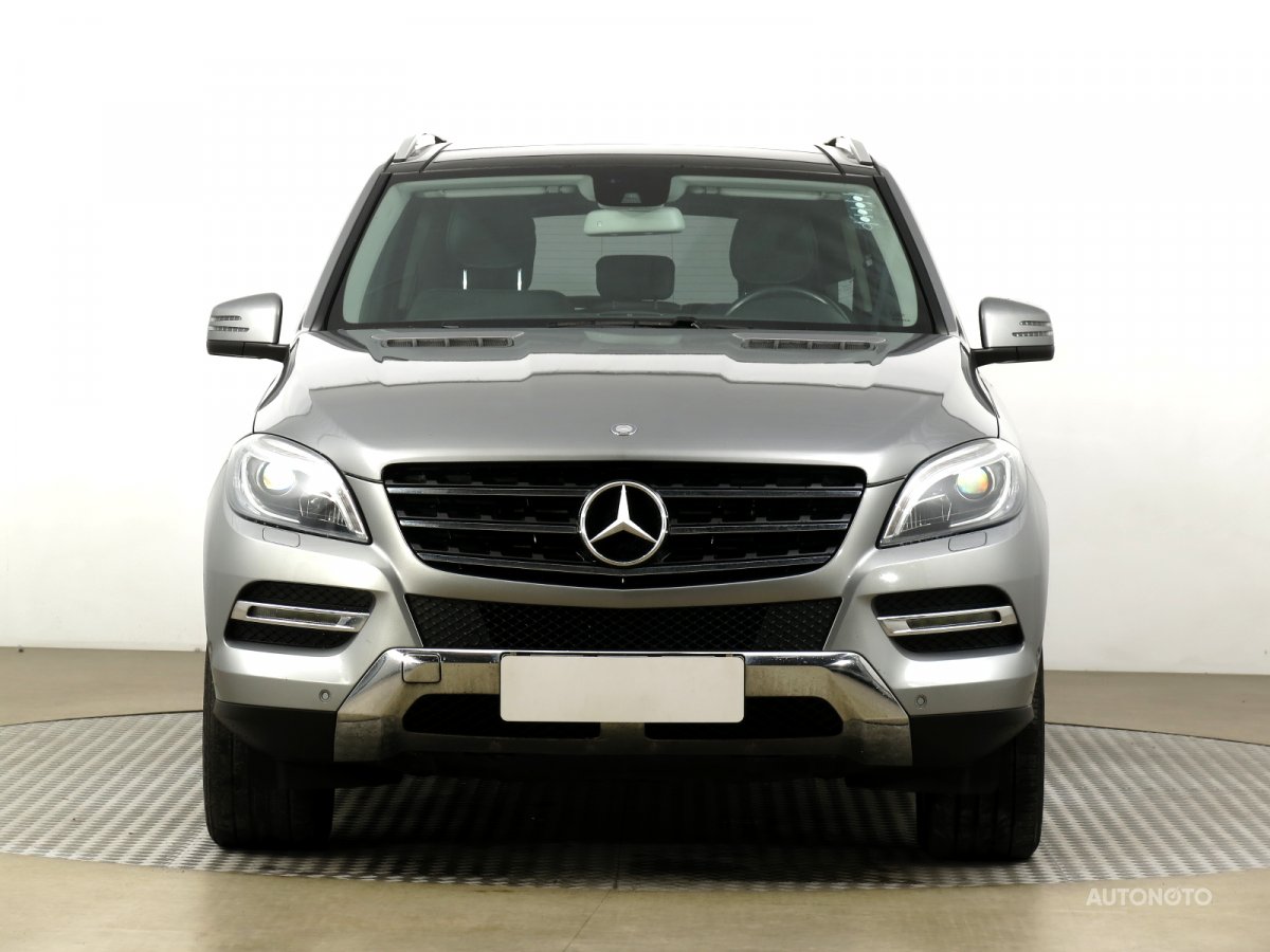 Mercedes-Benz ML, 2014 - pohled č. 2