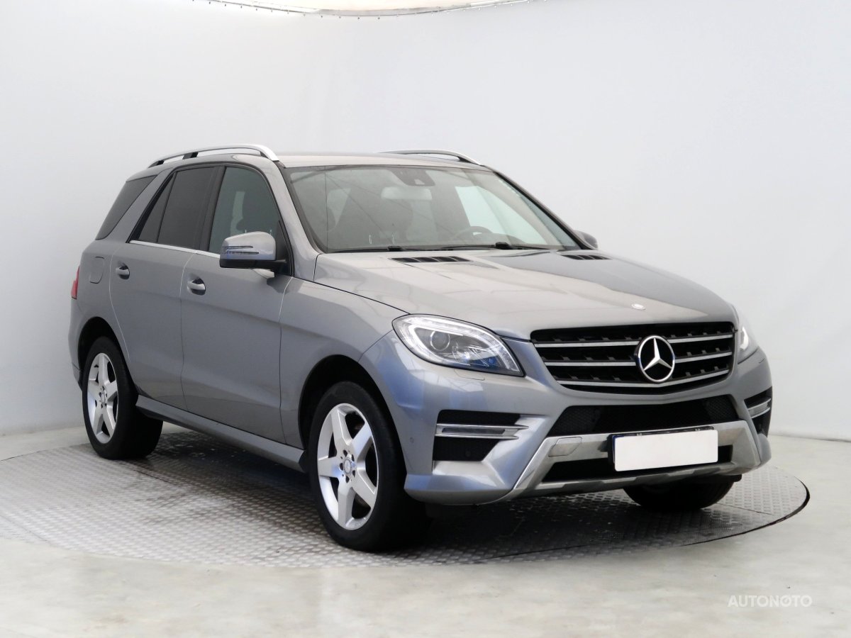 Mercedes-Benz ML, 2013 - pohled č. 1