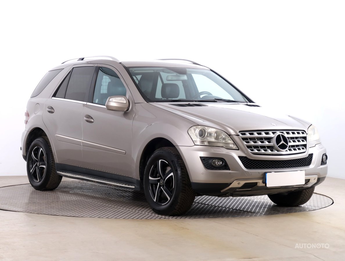 Mercedes-Benz ML, 2009 - pohled č. 1