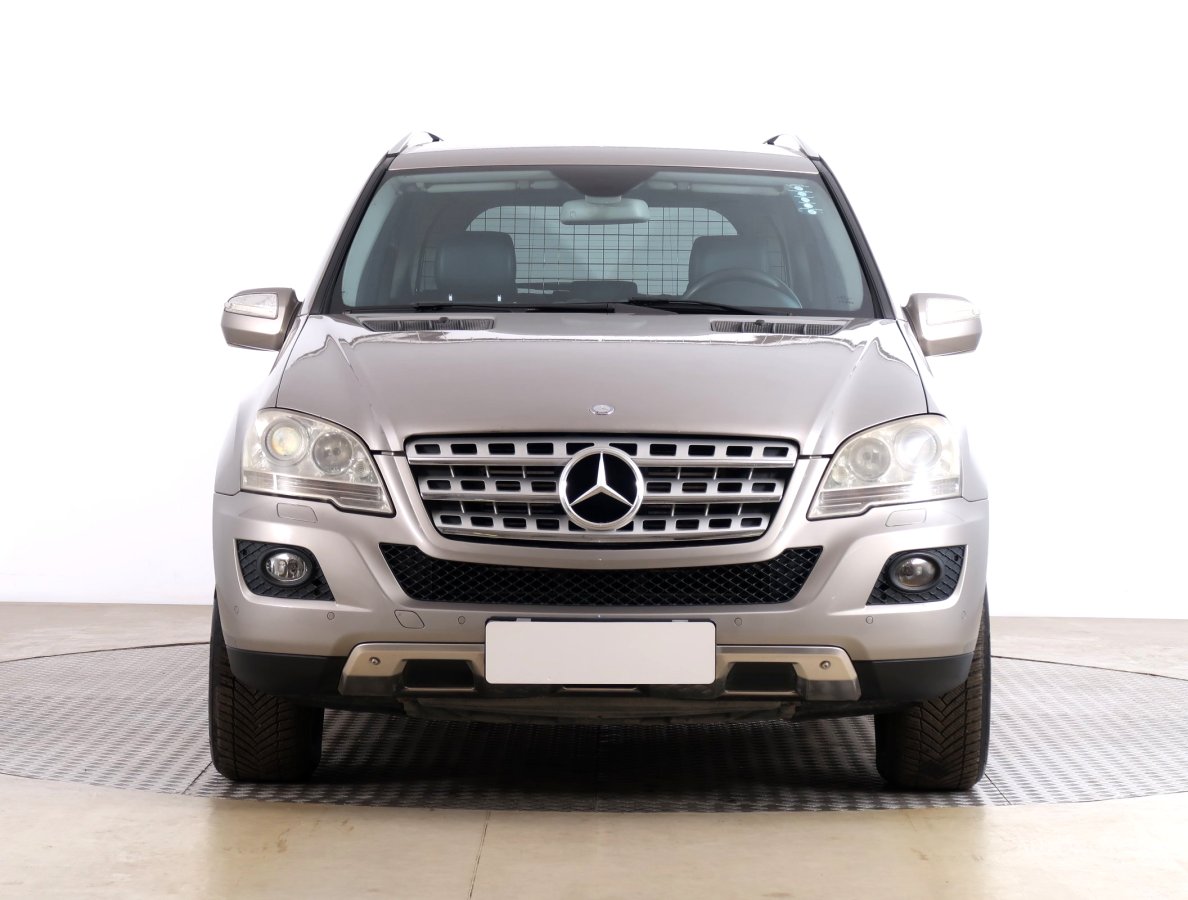 Mercedes-Benz ML, 2009 - pohled č. 2