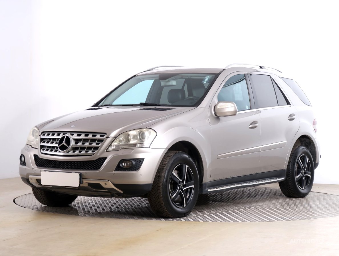 Mercedes-Benz ML, 2009 - pohled č. 3