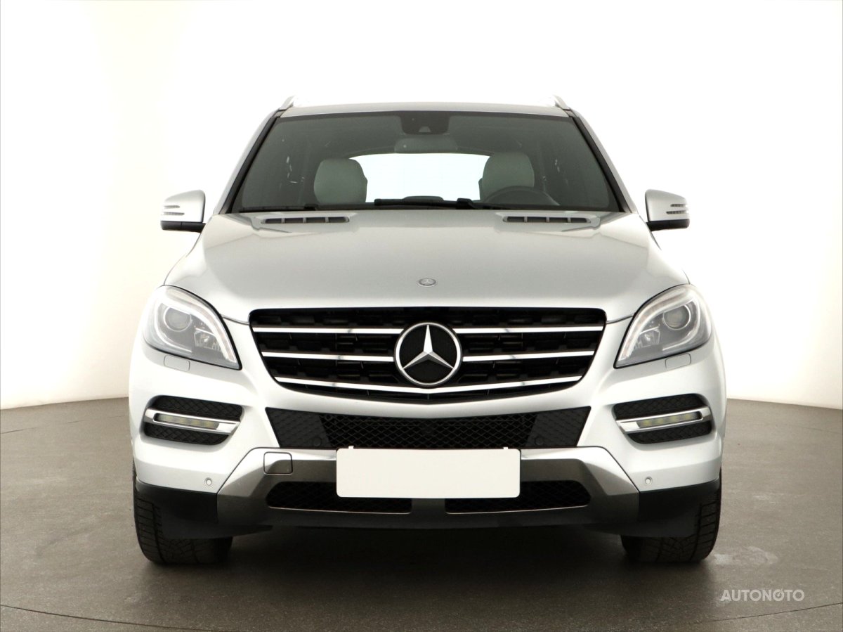 Mercedes-Benz ML, 2014 - pohled č. 2