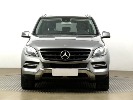 Mercedes-Benz ML, 2014 - pohled č. 2