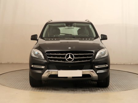 Mercedes-Benz ML, 2014 - pohled č. 2