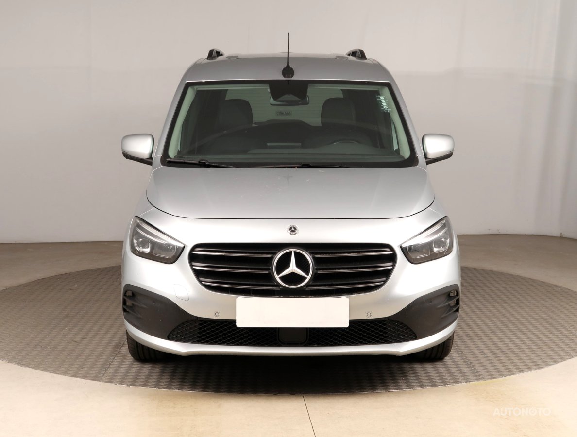 Mercedes-Benz Ostatní, 2022 - pohled č. 2