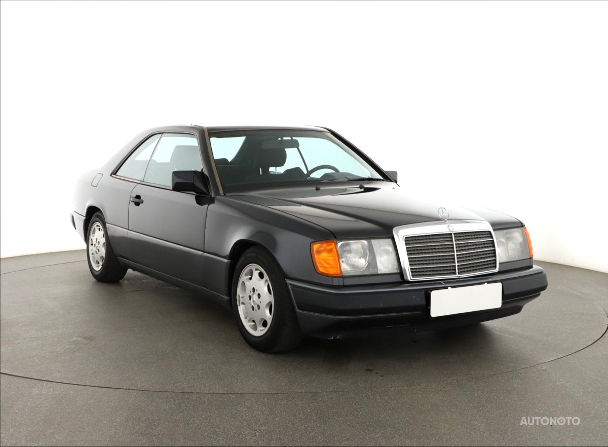 Mercedes-Benz Ostatní, 1989 - celkový pohled