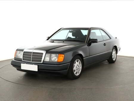 Mercedes-Benz Ostatní, 1989 - pohled č. 3