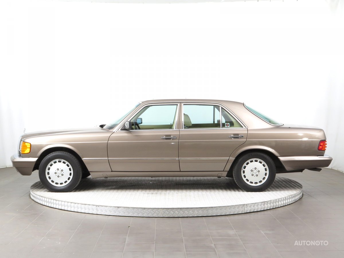 Mercedes-Benz S, 1988 - pohled č. 4