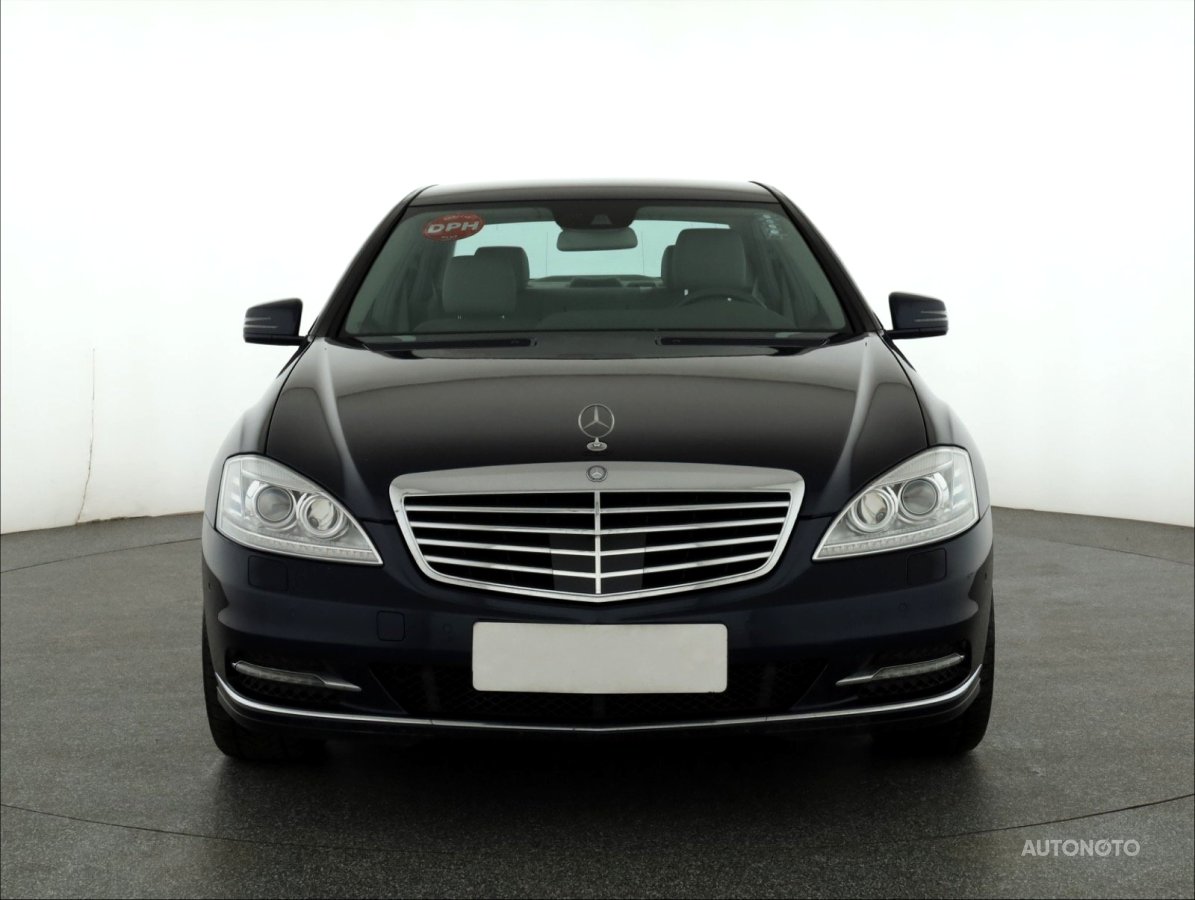 Mercedes-Benz S, 2012 - pohled č. 2