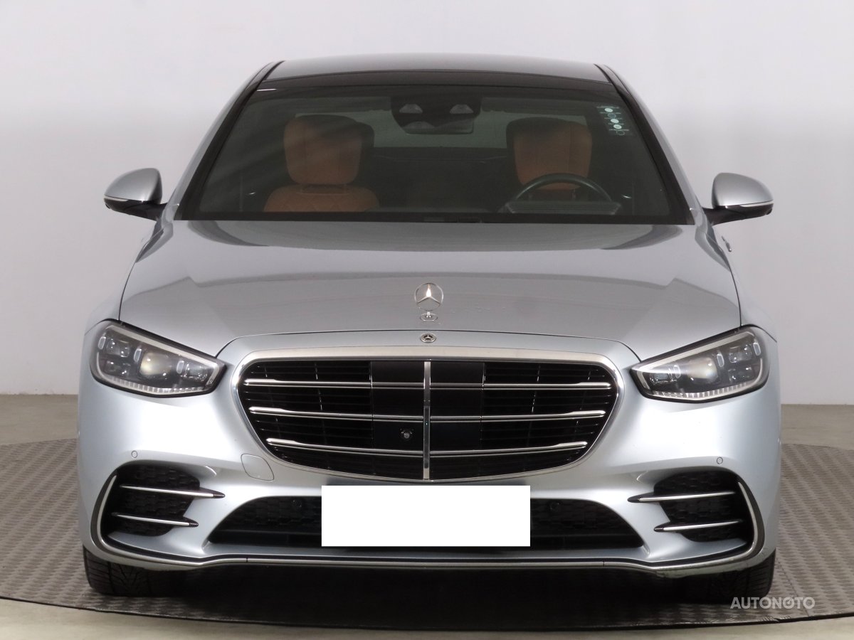 Mercedes-Benz S, 2022 - pohled č. 2