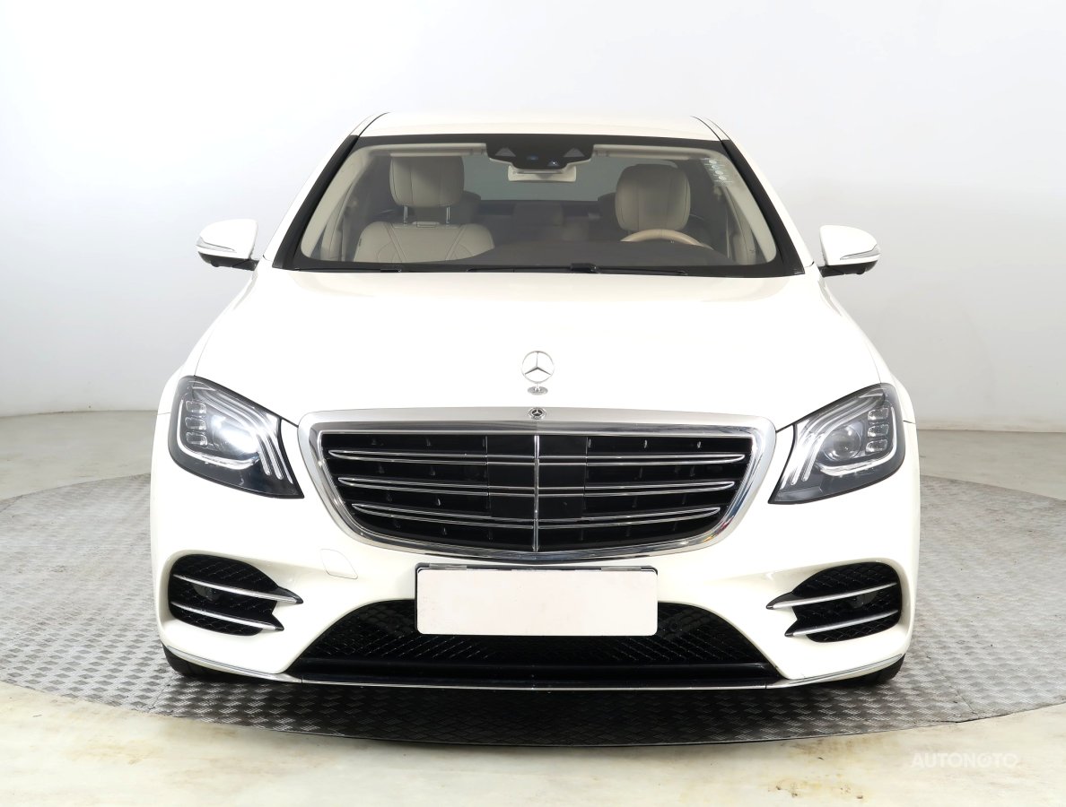 Mercedes-Benz S, 2019 - pohled č. 2