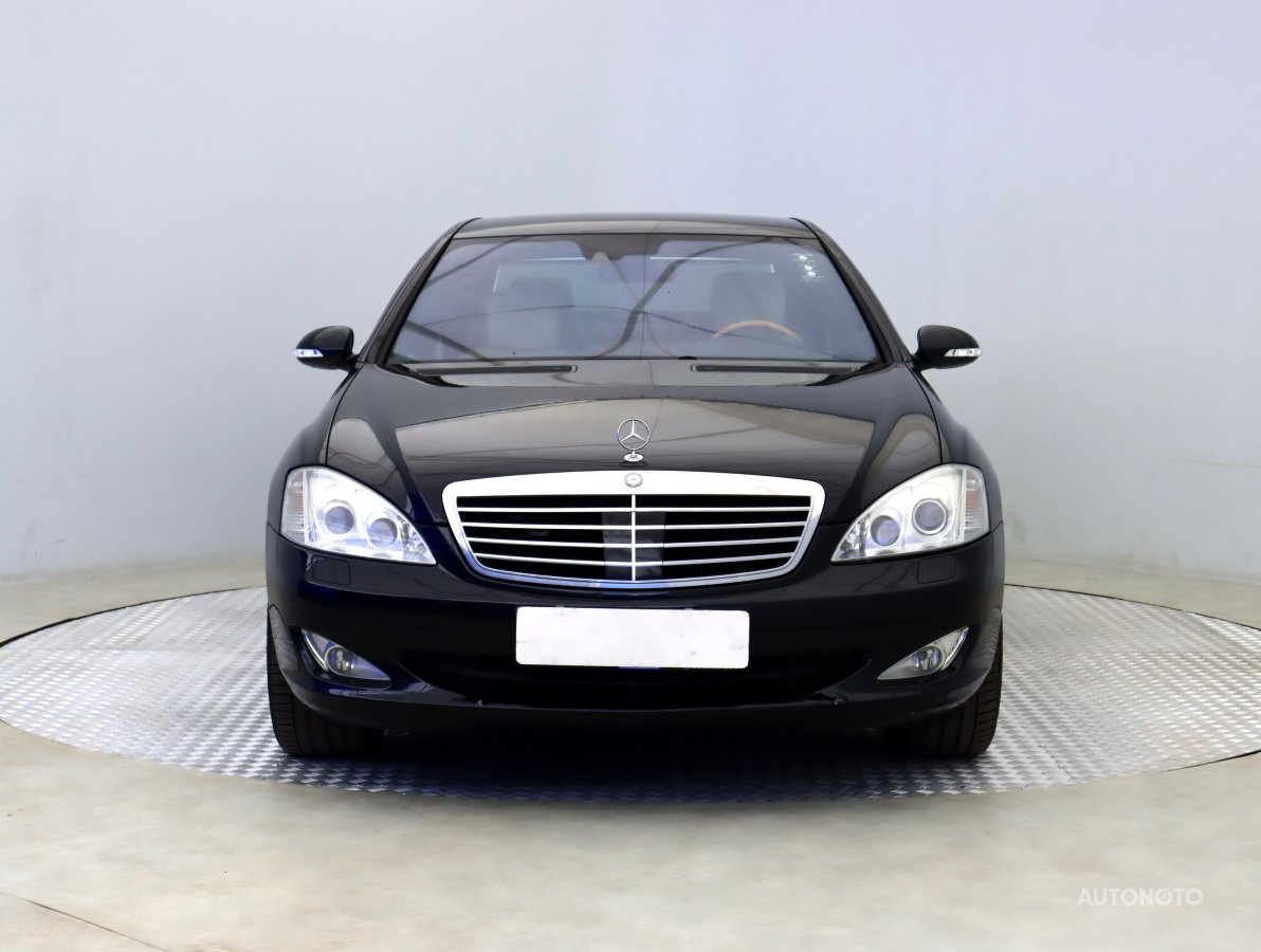 Mercedes-Benz S, 2009 - pohled č. 2