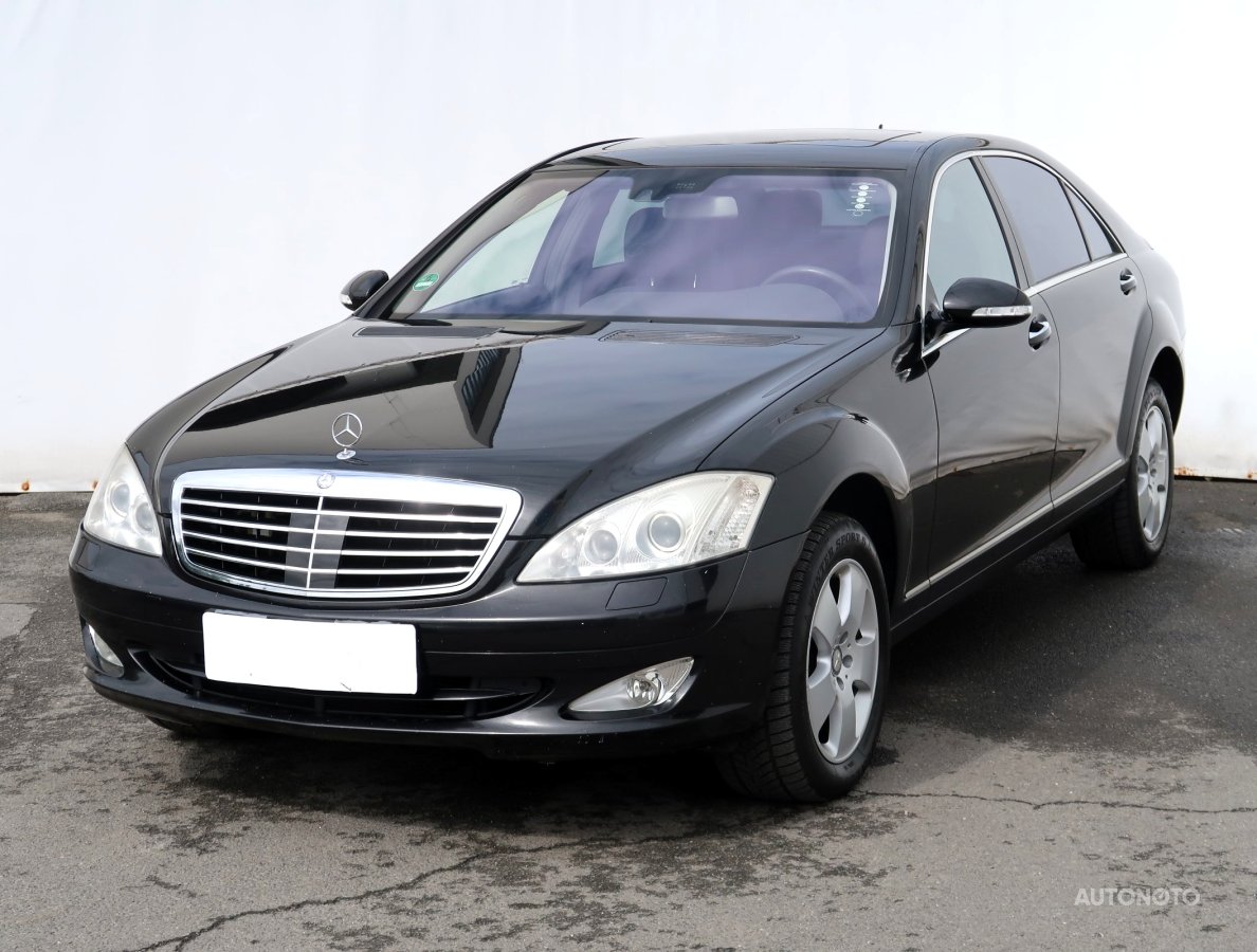 Mercedes-Benz S, 2009 - pohled č. 3