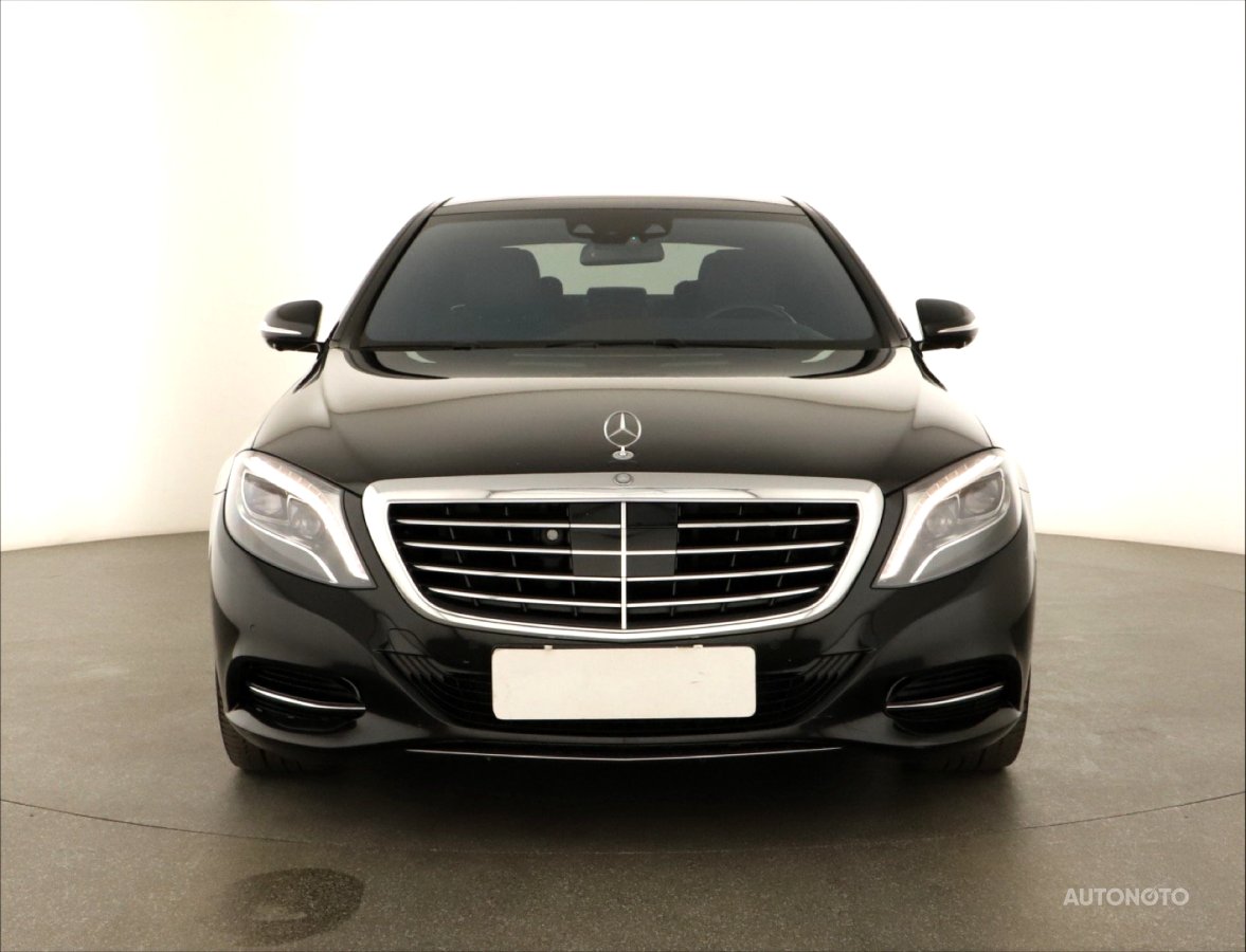 Mercedes-Benz S, 2017 - pohled č. 2