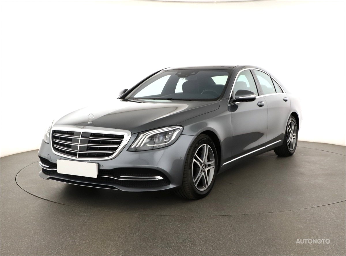 Mercedes-Benz S, 2018 - pohled č. 3