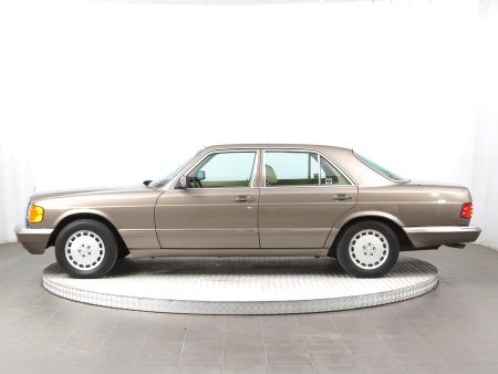 Mercedes-Benz S, 1988 - pohled č. 4