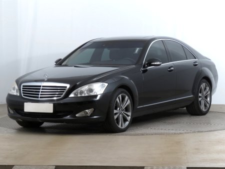 Mercedes-Benz S, 2008 - pohled č. 3
