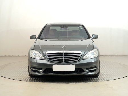 Mercedes-Benz S, 2011 - pohled č. 2