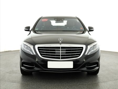 Mercedes-Benz S, 2016 - pohled č. 2