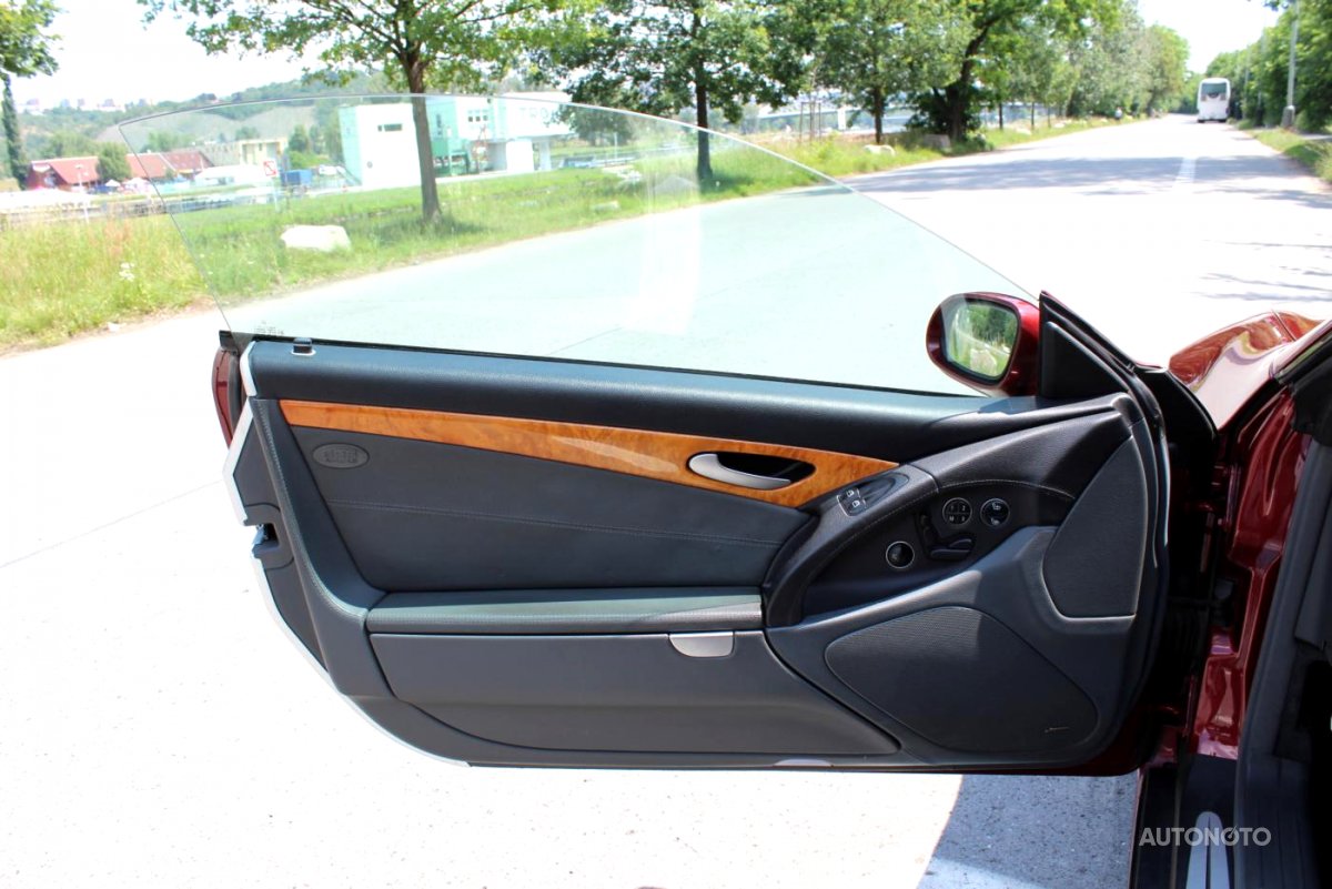Mercedes-Benz SL, 2003 - pohled č. 9