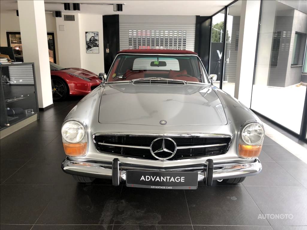 Mercedes-Benz SL, 1970 - pohled č. 2