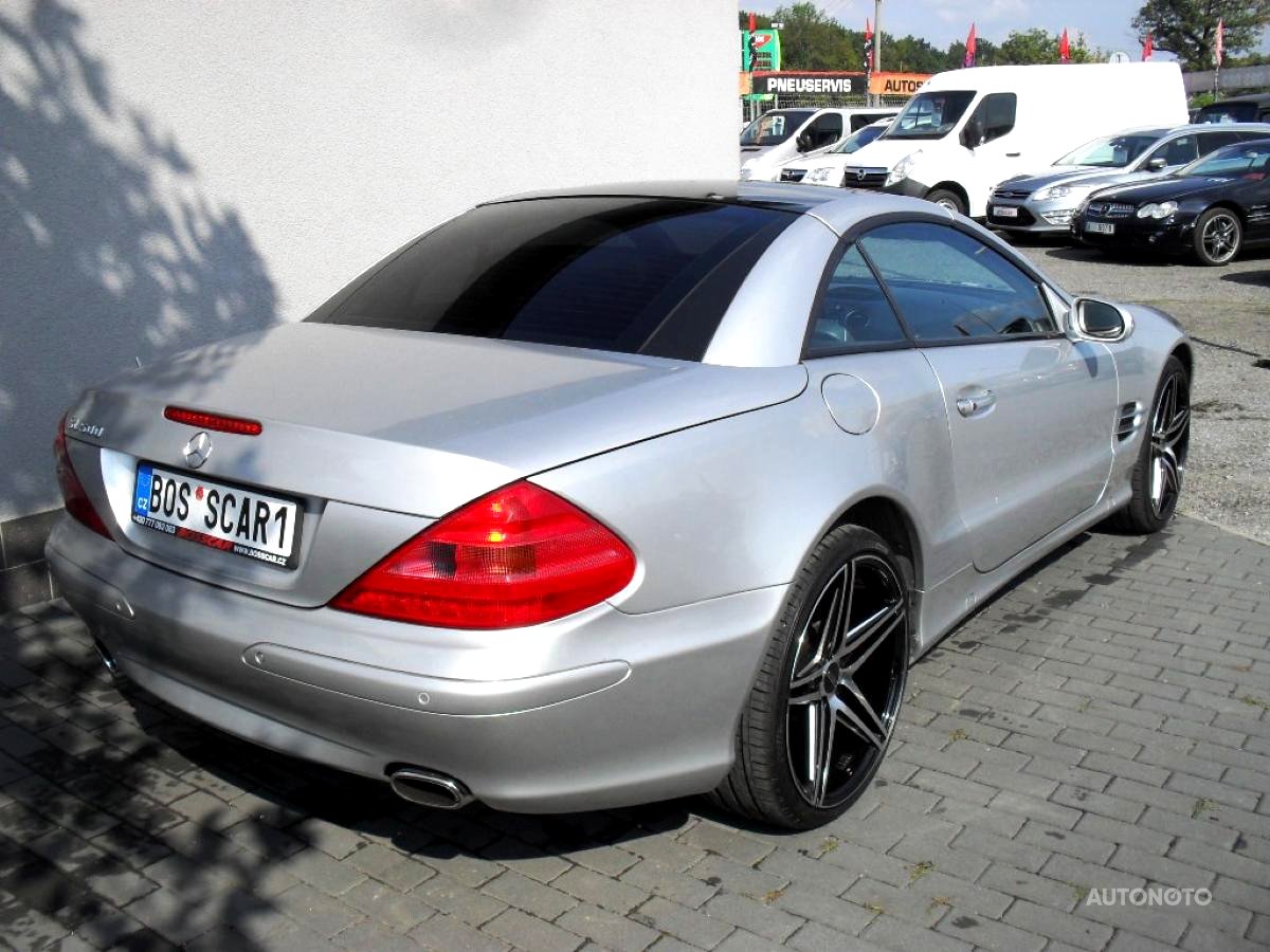 Mercedes-Benz SL, 2001 - pohled č. 5