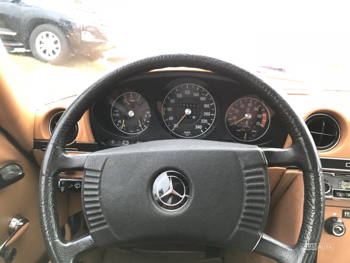 Mercedes-Benz SL, 1976 - pohled č. 15