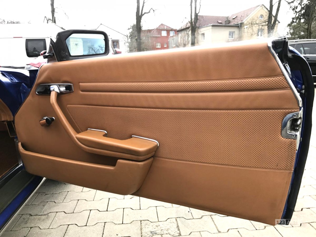 Mercedes-Benz SL, 1976 - pohled č. 16