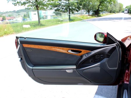 Mercedes-Benz SL, 2003 - pohled č. 9