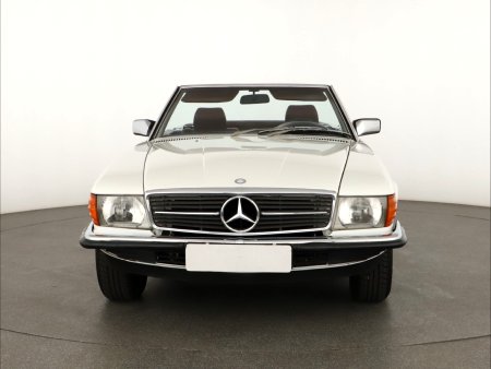 Mercedes-Benz SL, 1984 - pohled č. 2
