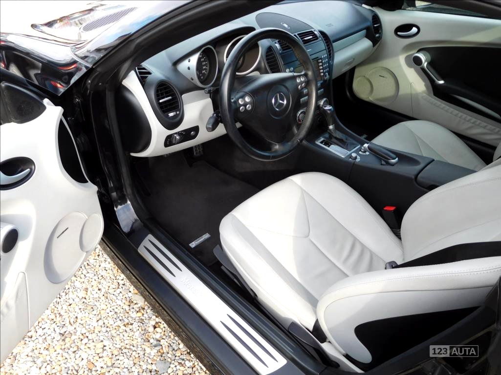Mercedes-Benz SLK, 2006 - pohled č. 10