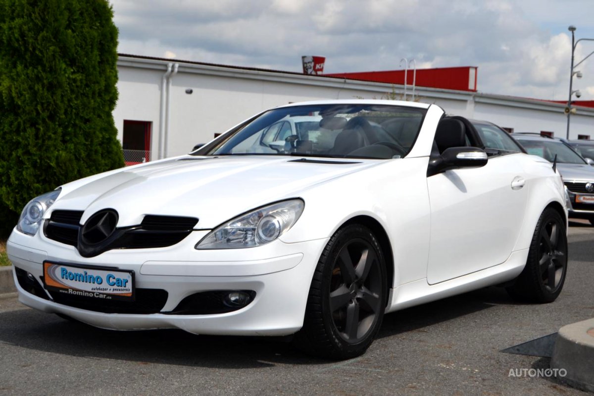 Mercedes-Benz SLK, 2006 - pohled č. 3