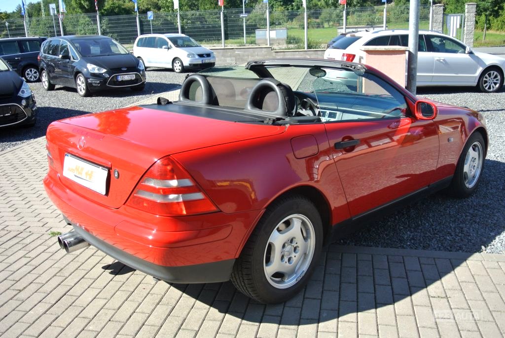 Mercedes-Benz SLK, 1999 - pohled č. 3