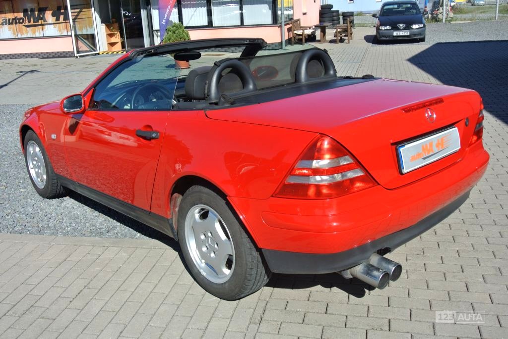 Mercedes-Benz SLK, 1999 - pohled č. 4