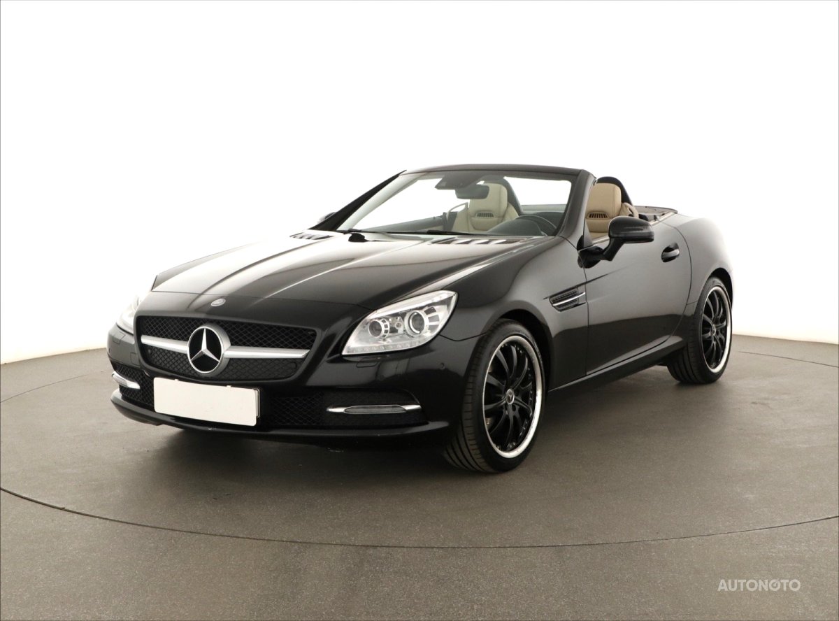 Mercedes-Benz SLK, 2013 - pohled č. 3