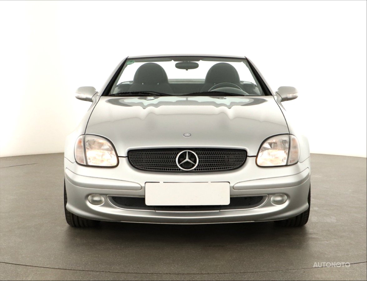 Mercedes-Benz SLK, 2002 - pohled č. 2