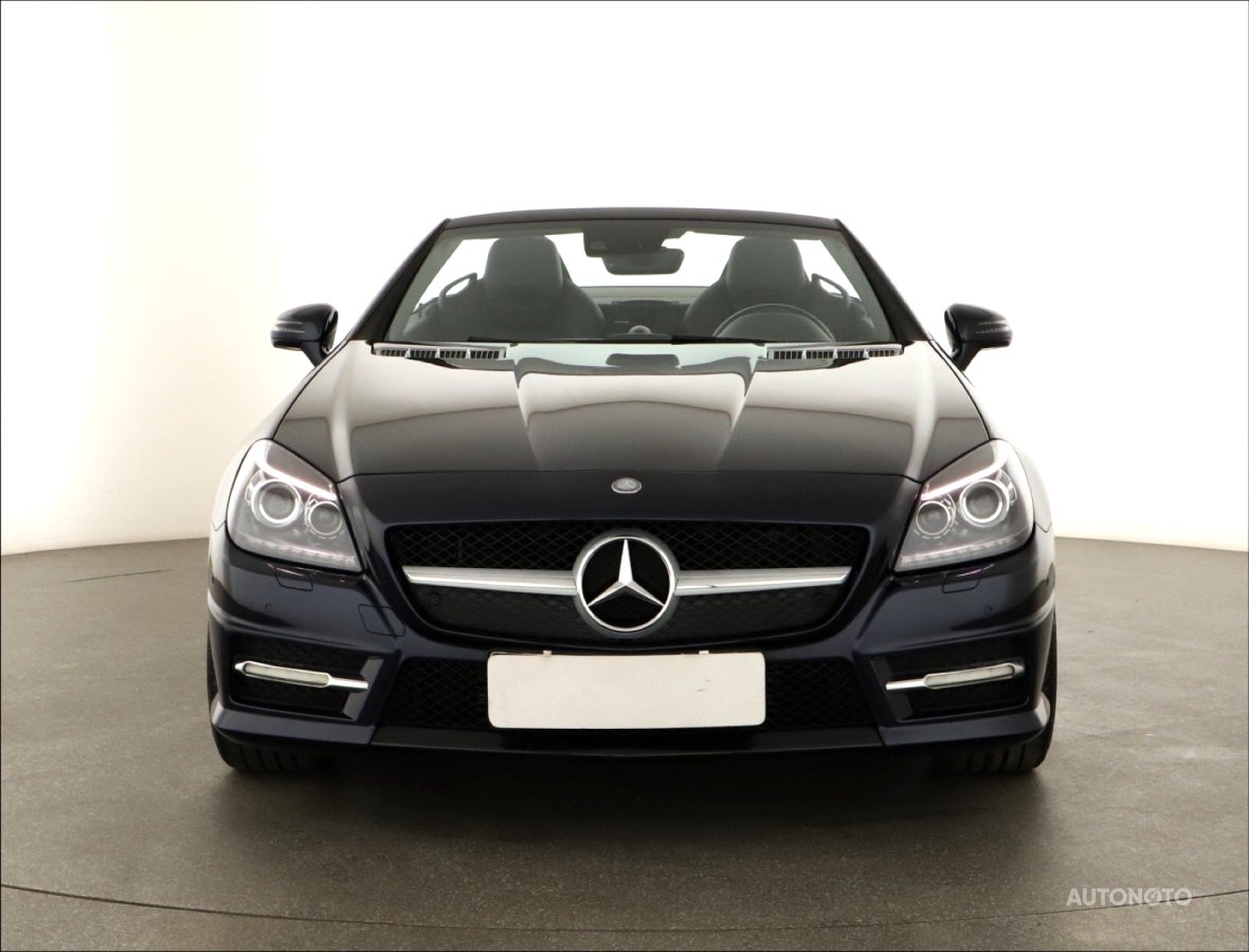 Mercedes-Benz SLK, 2012 - pohled č. 2