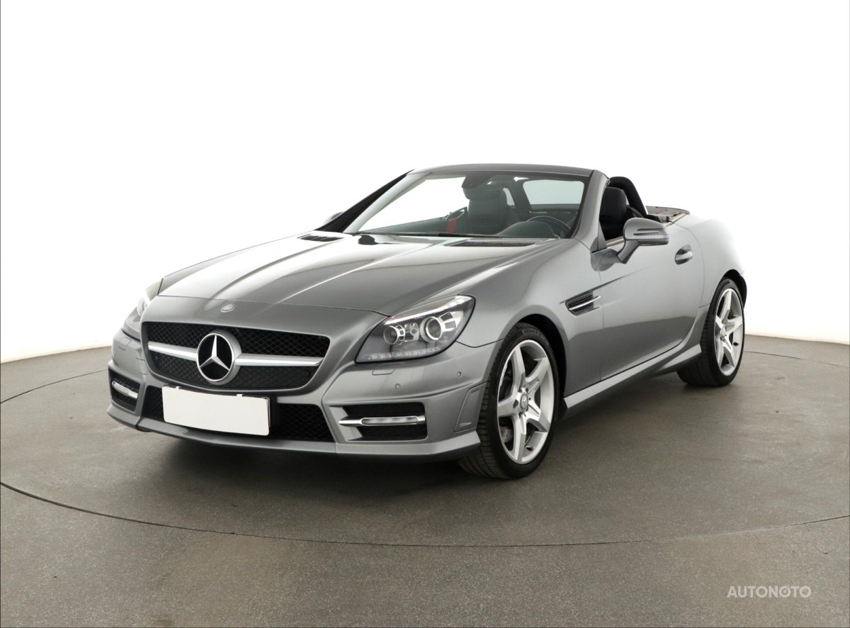 Mercedes-Benz SLK, 2011 - pohled č. 3