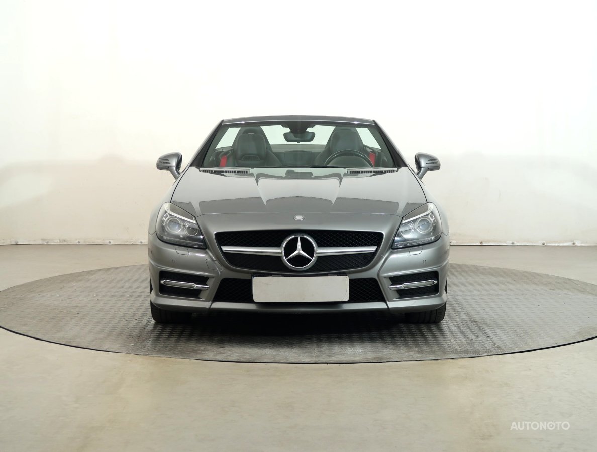 Mercedes-Benz SLK, 2011 - pohled č. 2