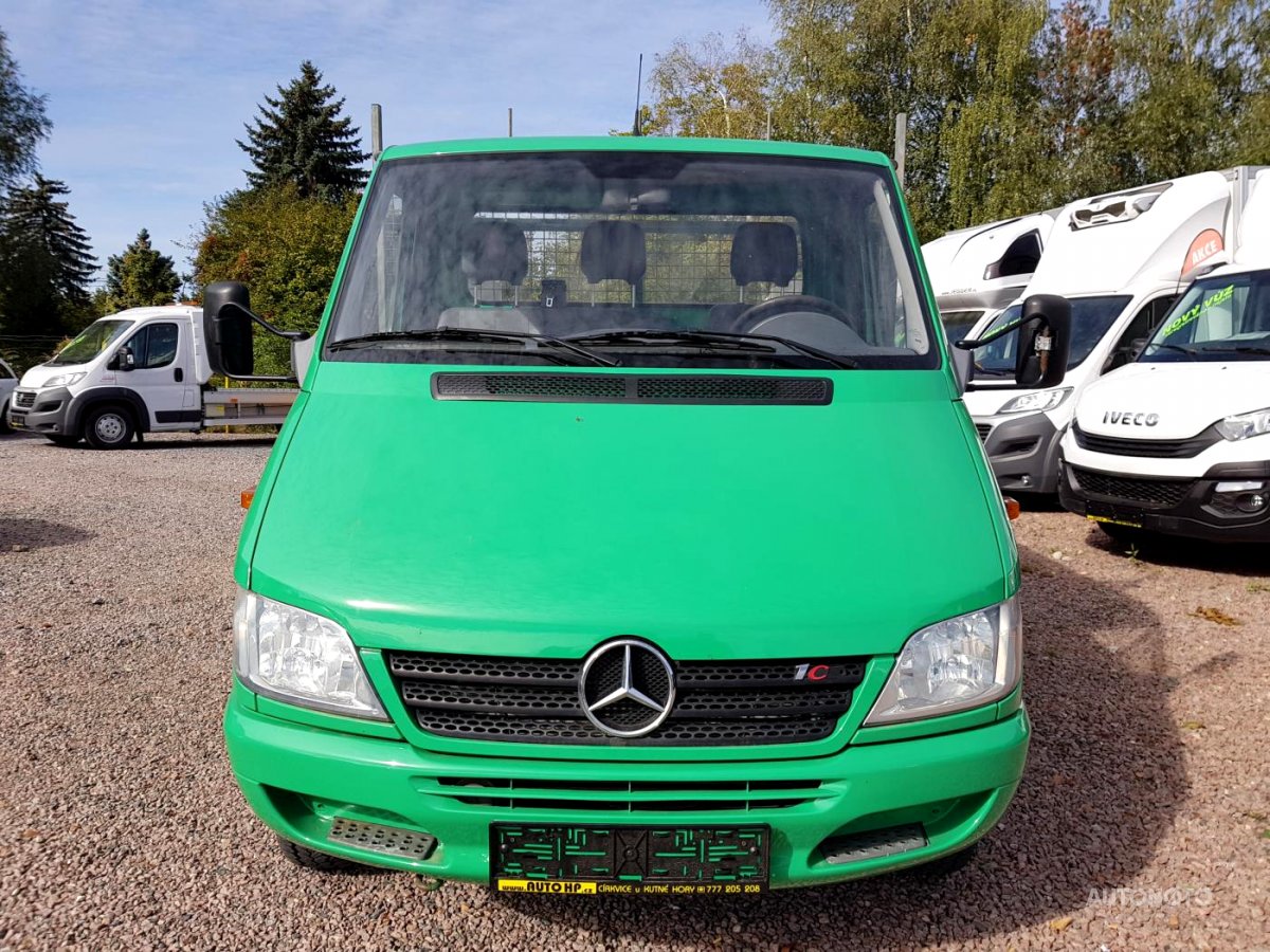 Mercedes-Benz Sprinter, 2004 - pohled č. 2