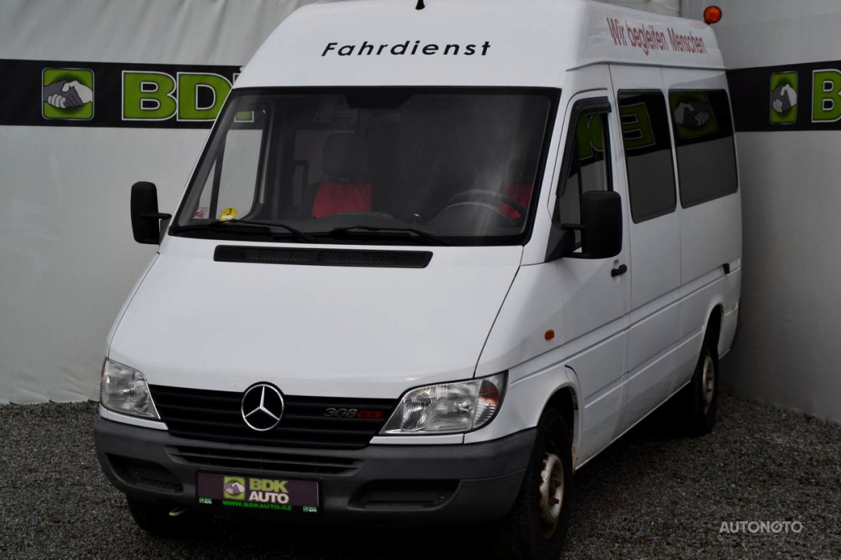 Mercedes-Benz Sprinter, 2001 - pohled č. 2