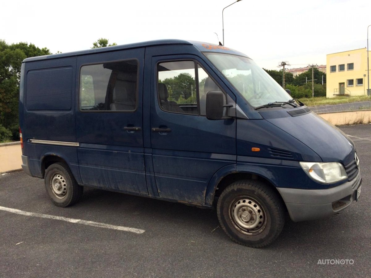 Mercedes-Benz Sprinter, 2000 - pohled č. 2