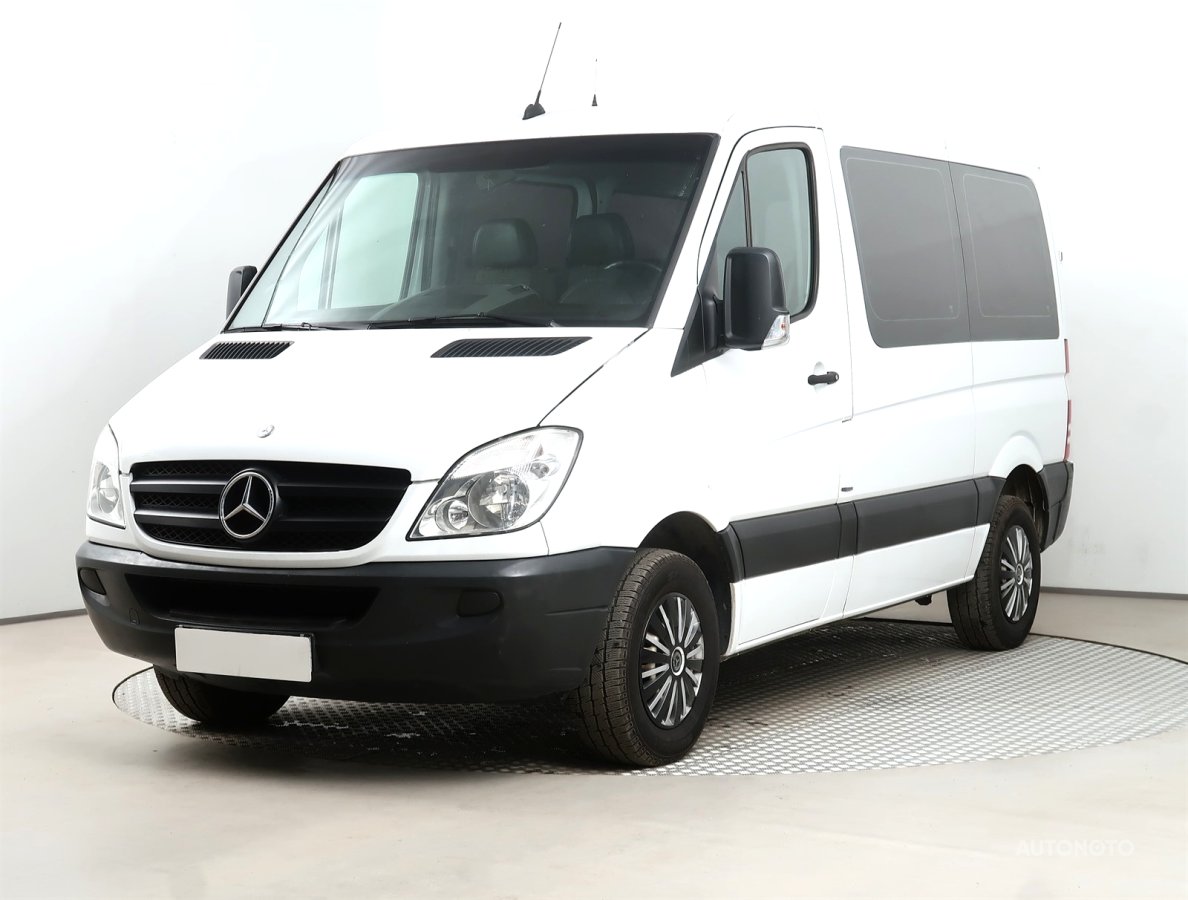 Mercedes-Benz Sprinter, 2012 - pohled č. 3