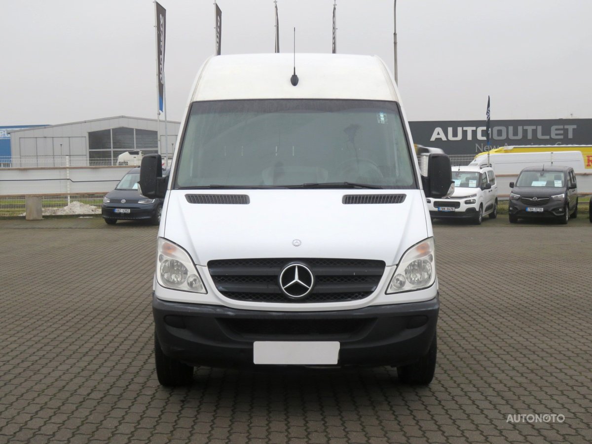 Mercedes-Benz Sprinter, 2011 - pohled č. 2