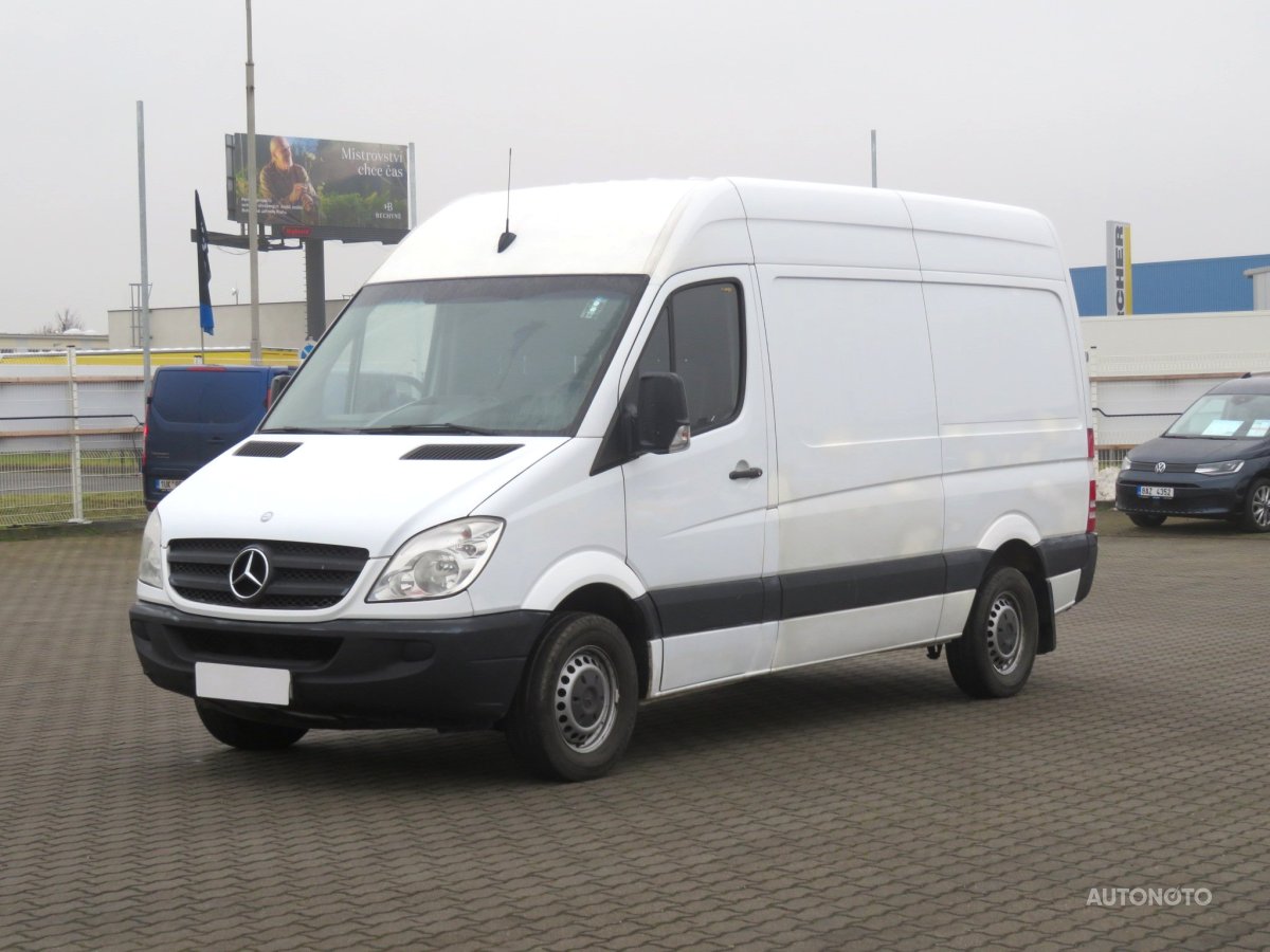 Mercedes-Benz Sprinter, 2011 - pohled č. 3
