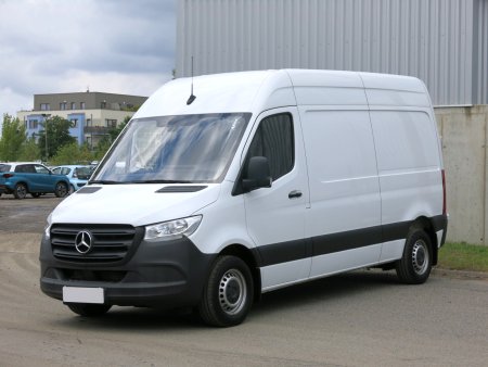 Mercedes-Benz Sprinter, 2019 - pohled č. 3