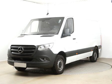 Mercedes-Benz Sprinter, 2019 - pohled č. 3